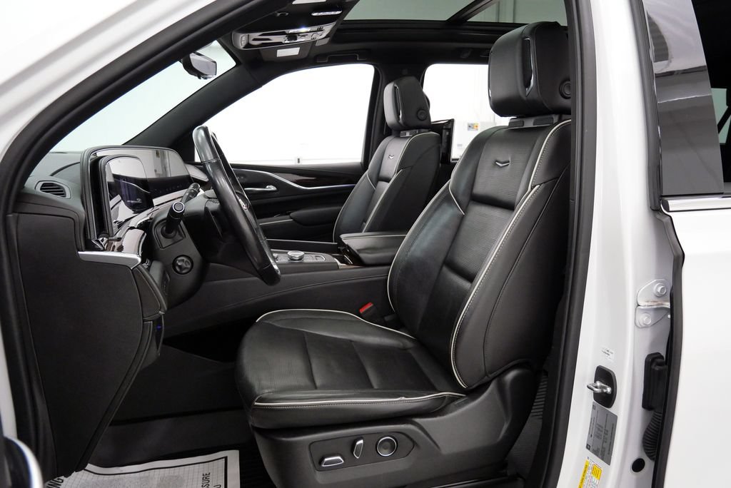 Used 2021 Cadillac Escalade ESV Premium Luxury AWD/4WD image 10
