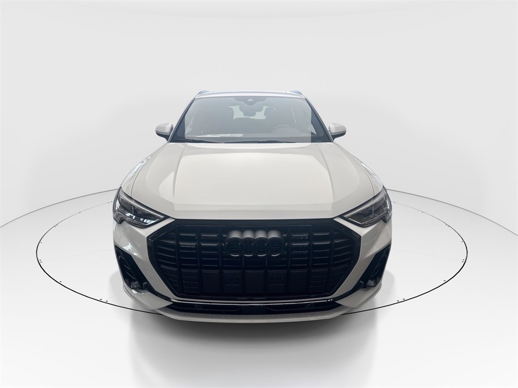 New 2025 Audi Q3 2.0T Premium image 3