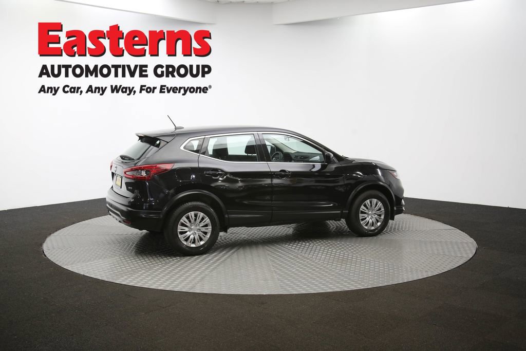 Used 2020 Nissan Rogue Sport S image 41