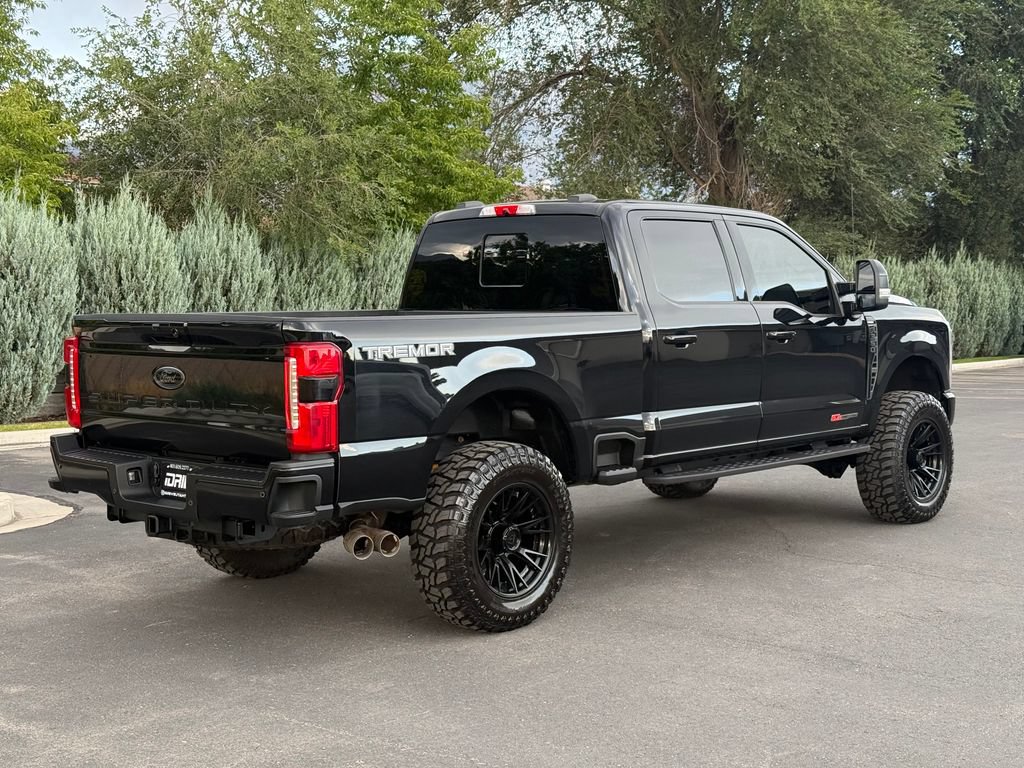 Used 2023 Ford F350 Lariat w/ Lariat Ultimate Package AWD/4WD image 9