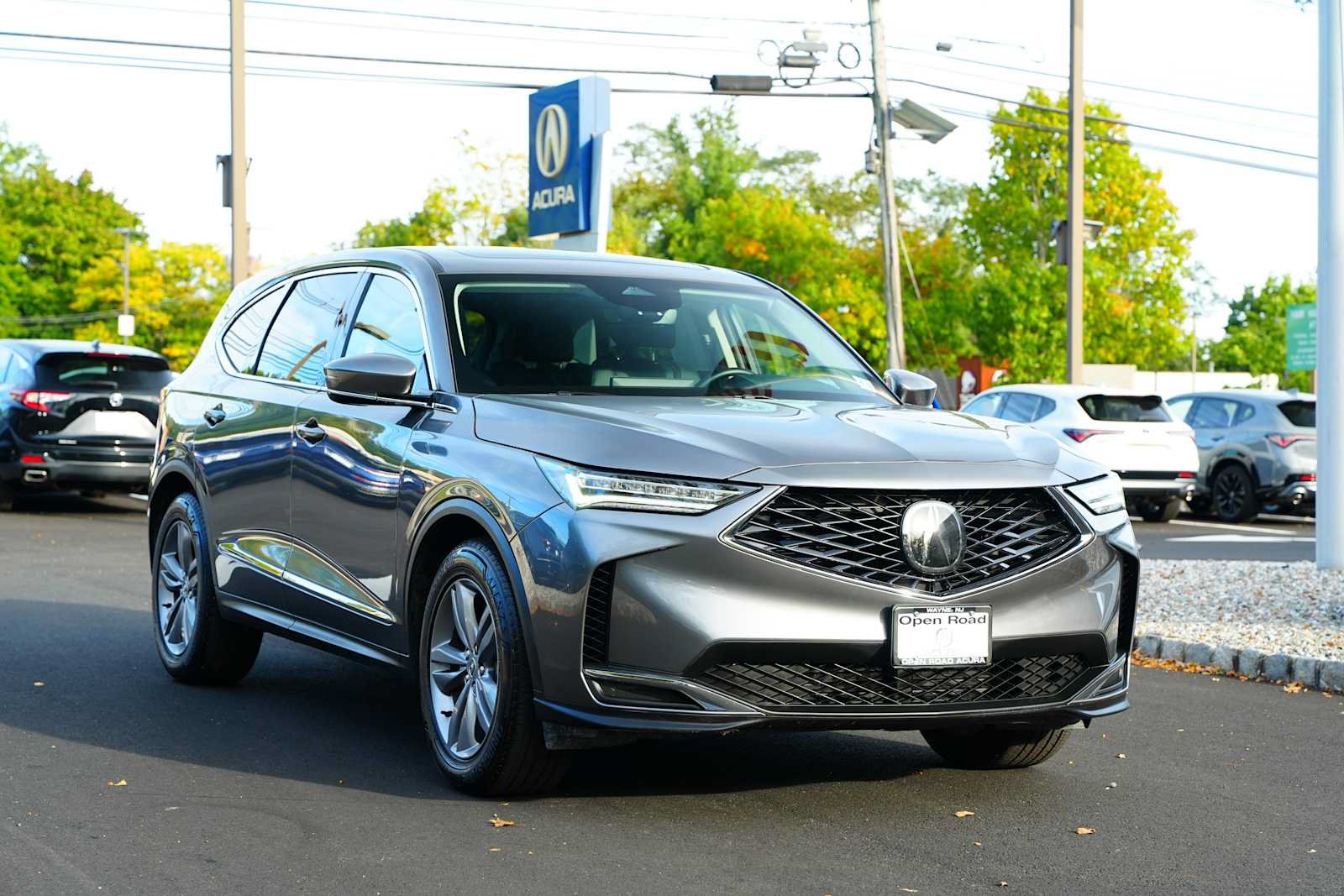 Used 2026 Acura MDX SH-AWD image 1