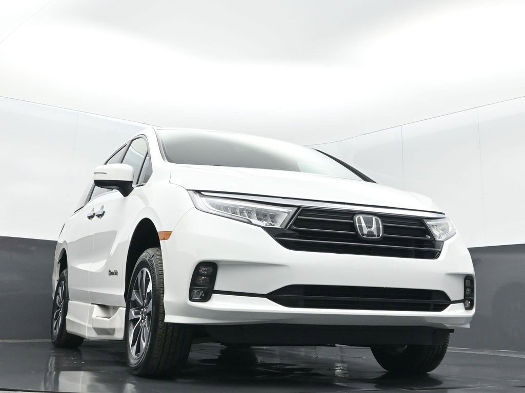 Used 2024 Honda Odyssey EX-L image 5