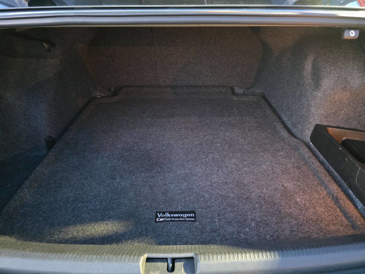 Used 2014 Volkswagen Passat TDI SE image 25