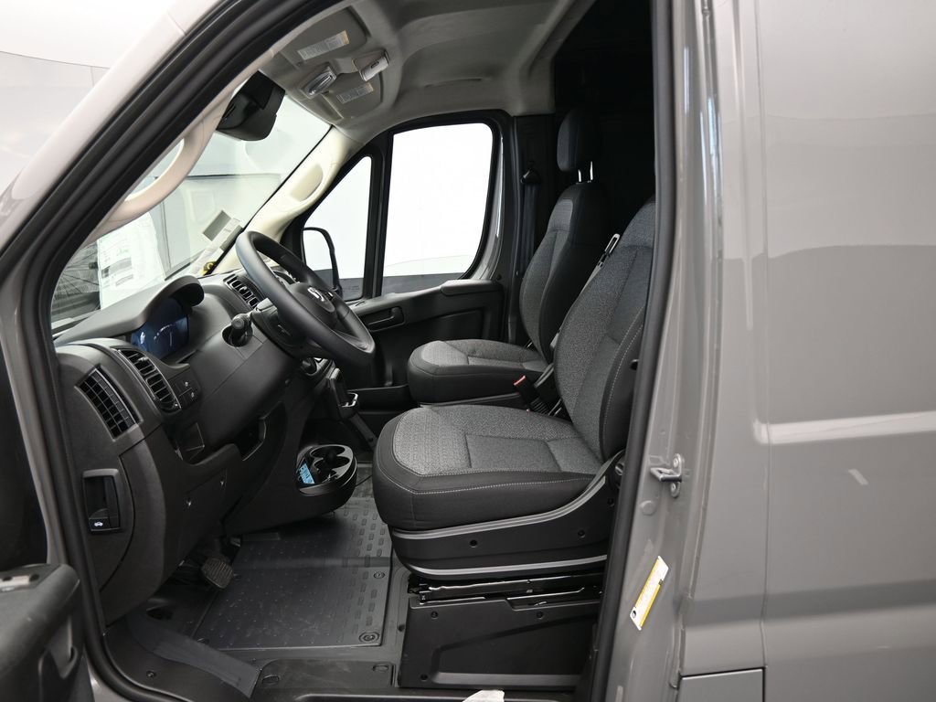Used 2025 RAM ProMaster 1500 FWD image 11