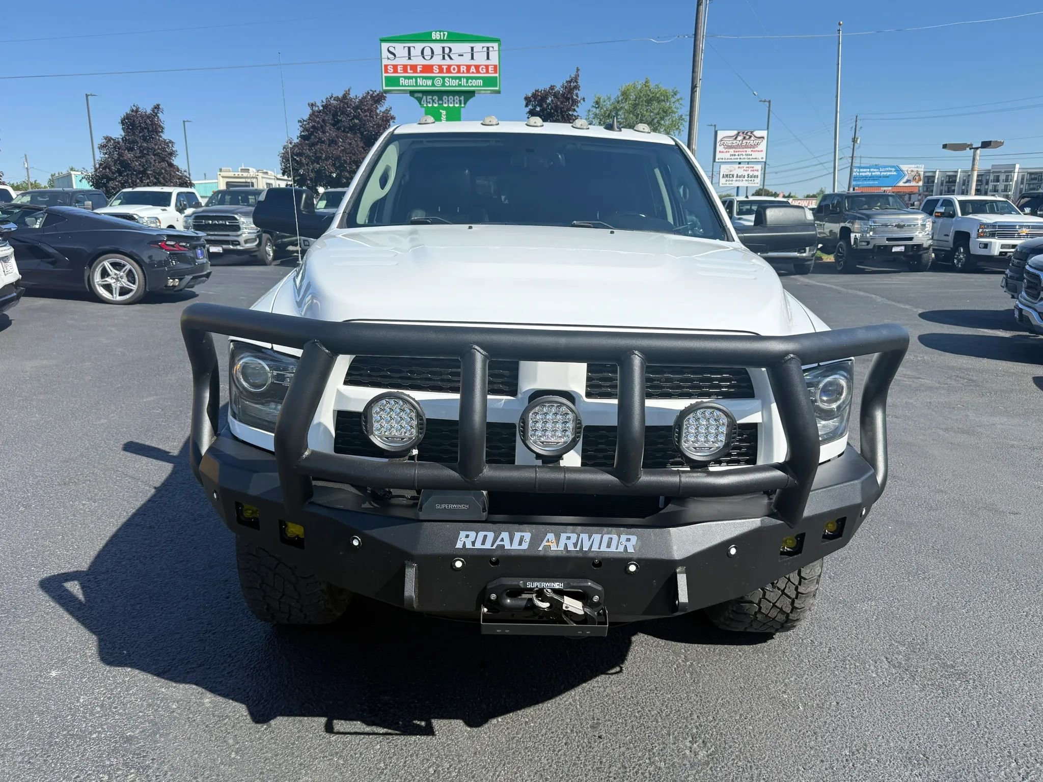 Used 2017 RAM 3500 Laramie w/ Sport Appearance Group AWD/4WD image 8