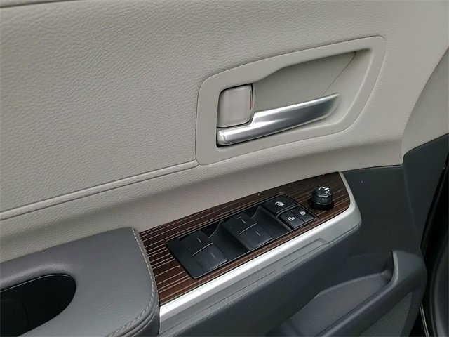 Certified 2023 Toyota Sienna XLE image 11