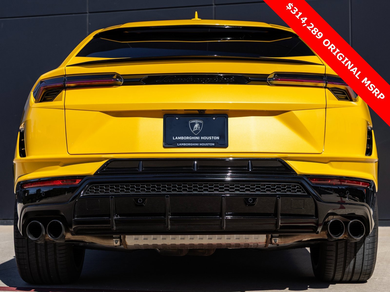 Used 2023 Lamborghini Urus S image 7