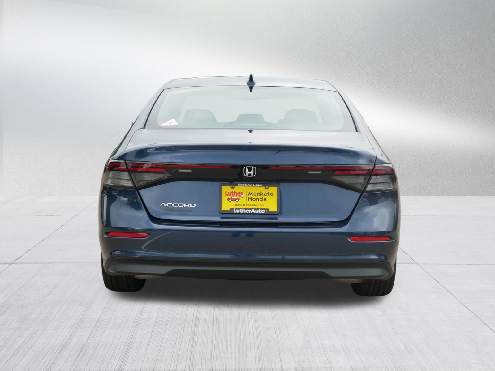 Certified 2023 Honda Accord EX image 6
