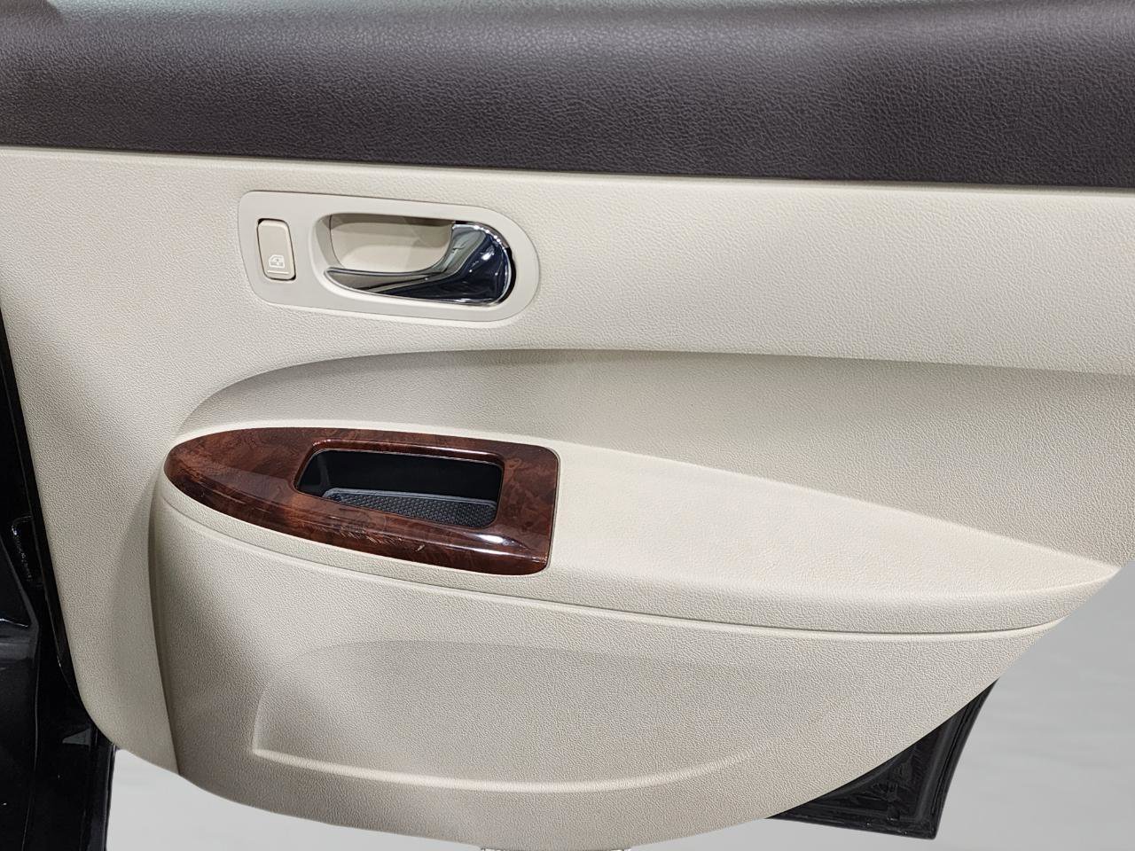 Used 2008 Buick LaCrosse CXL w/ Driver Confidence Package image 30