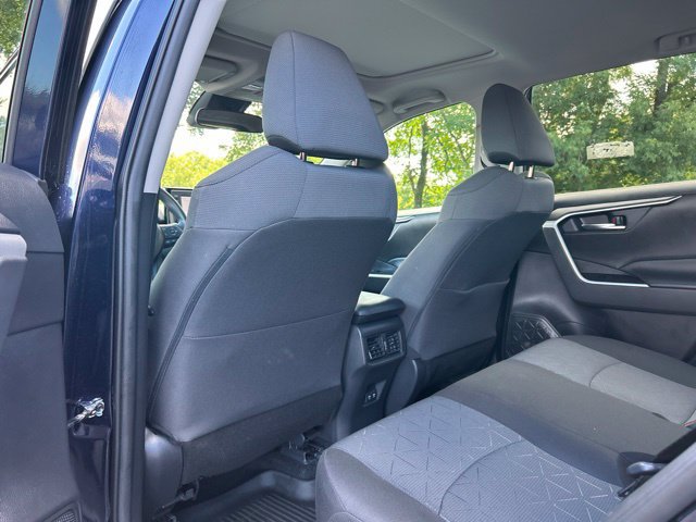Used 2020 Toyota RAV4 XLE w/ Convenience Package AWD/4WD image 34