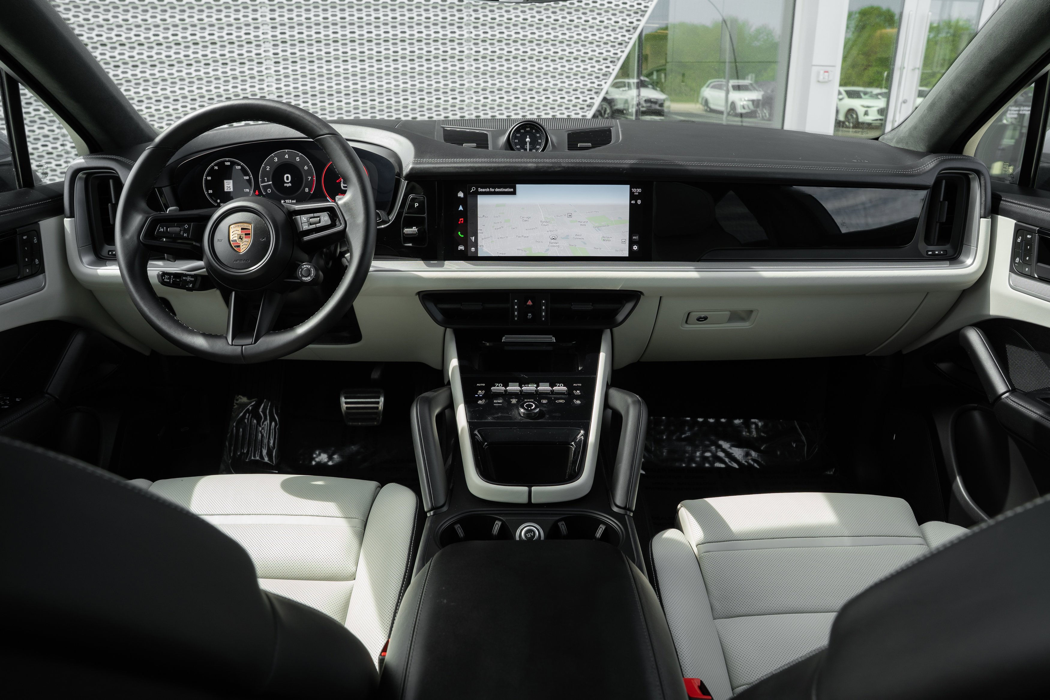 Used 2025 Porsche Cayenne S AWD/4WD image 7