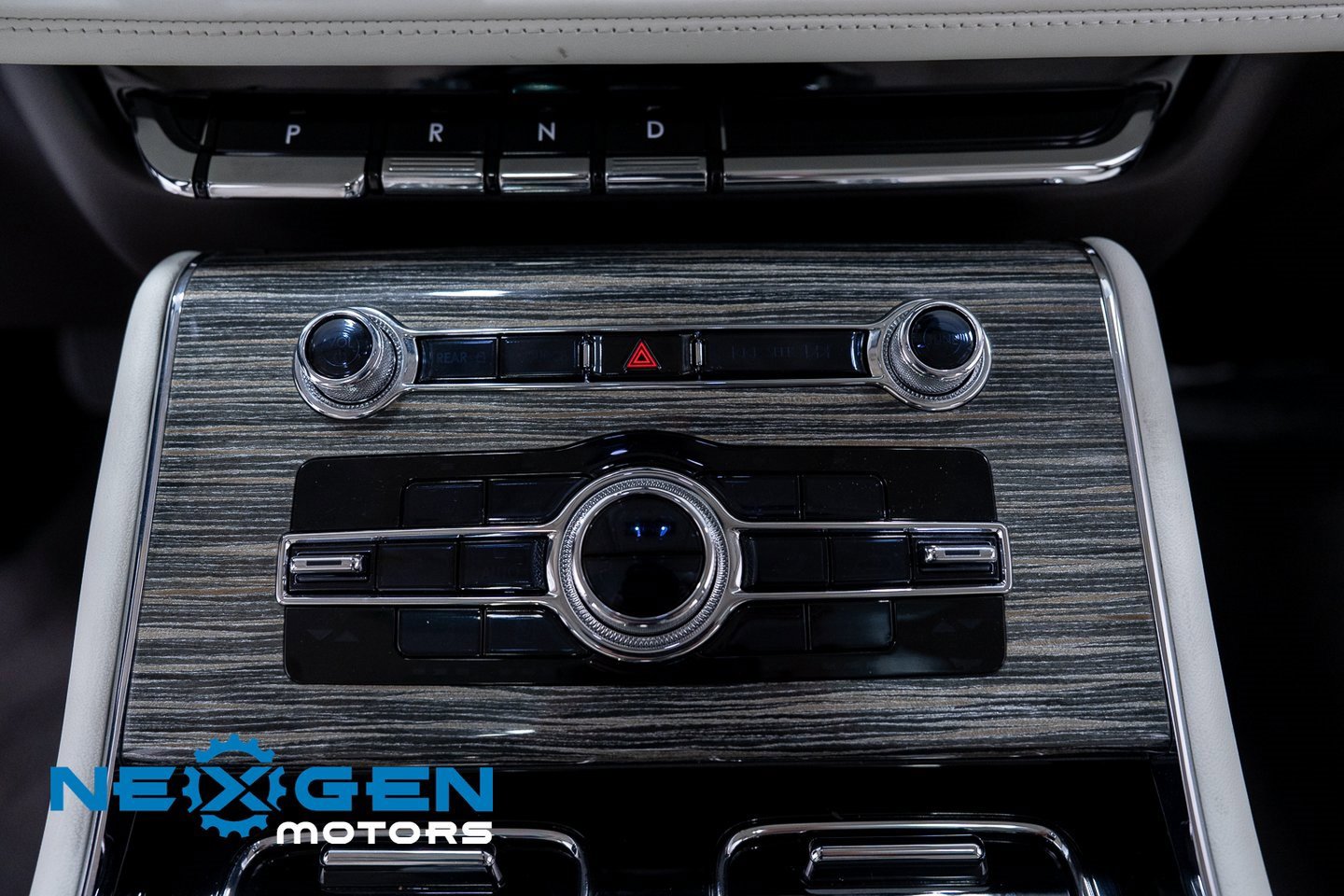 Used 2022 Lincoln Aviator Black Label w/ Dynamic Handling Package image 14