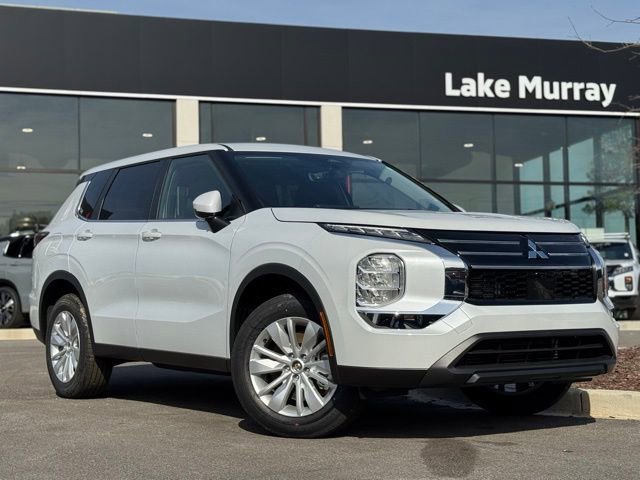 New 2026 Mitsubishi Outlander ES