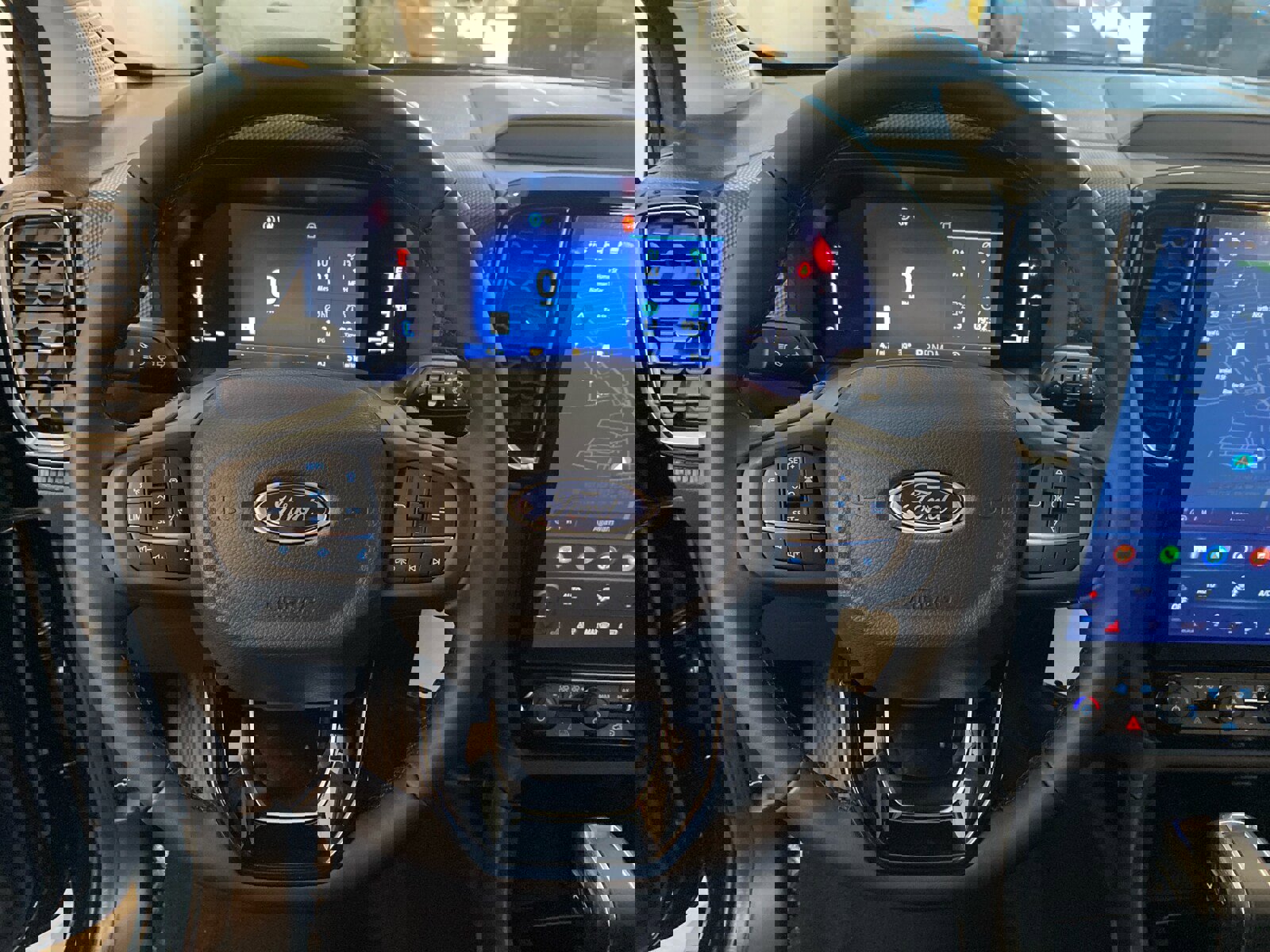 New 2025 Ford Ranger XLT w/ Equipment Group 301A High image 18