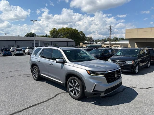 Used 2023 Honda Pilot Elite image 13