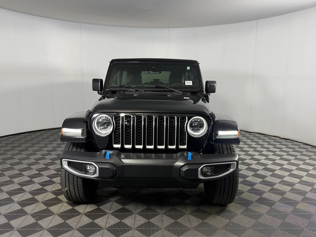 Certified 2023 Jeep Wrangler Unlimited Sahara w/ Safety Group AWD/4WD image 11