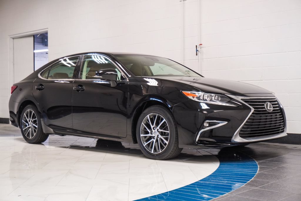 Used 2018 Lexus ES 350 w/ Luxury Package w/Wood Trim FWD image 5