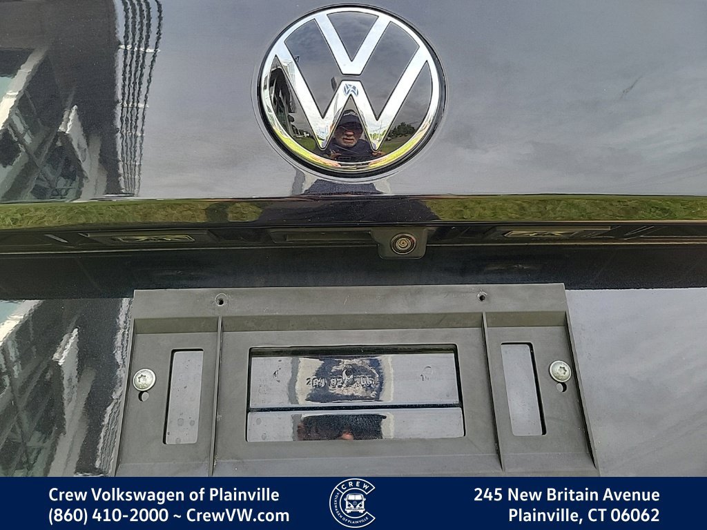 Certified 2023 Volkswagen Taos SE w/ Black Wheel Package AWD/4WD image 29