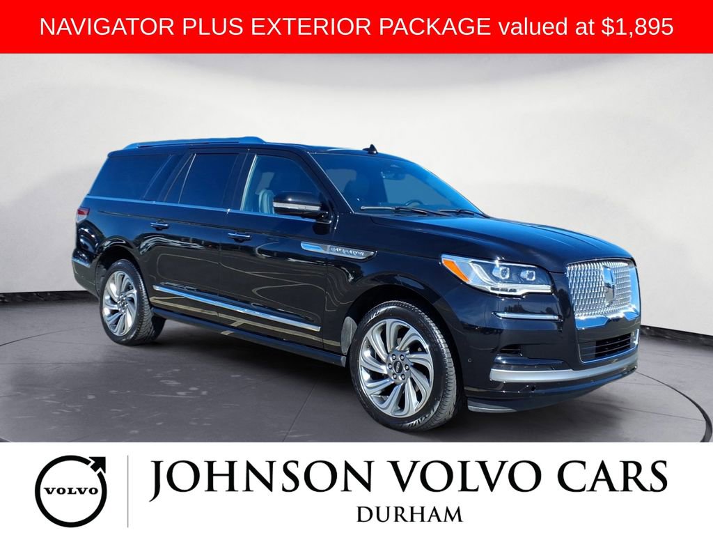 Used 2024 Lincoln Navigator L 4WD image 1