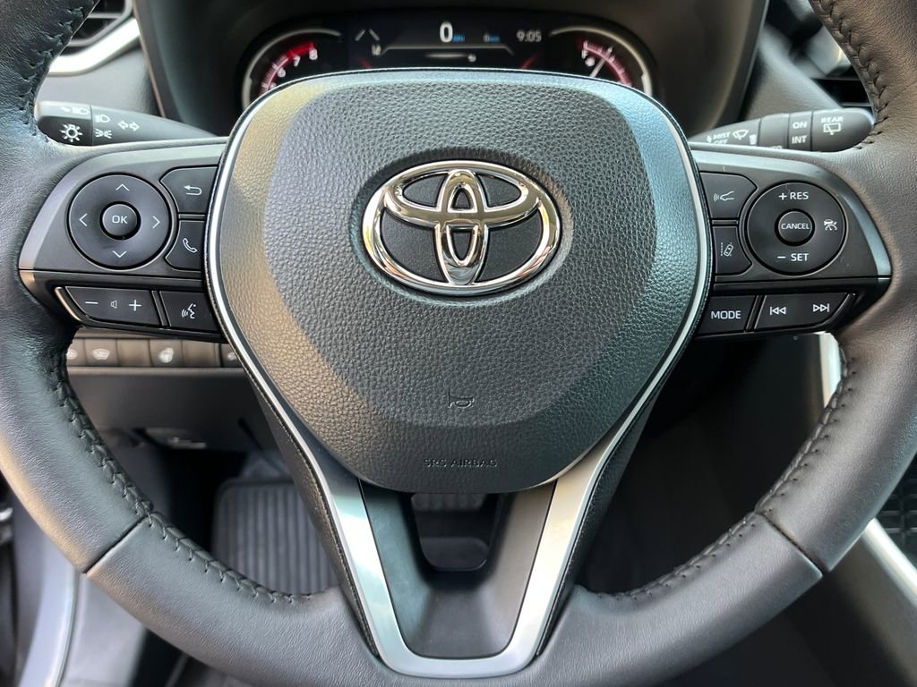 Used 2023 Toyota RAV4 XLE w/ Convenience Package image 14