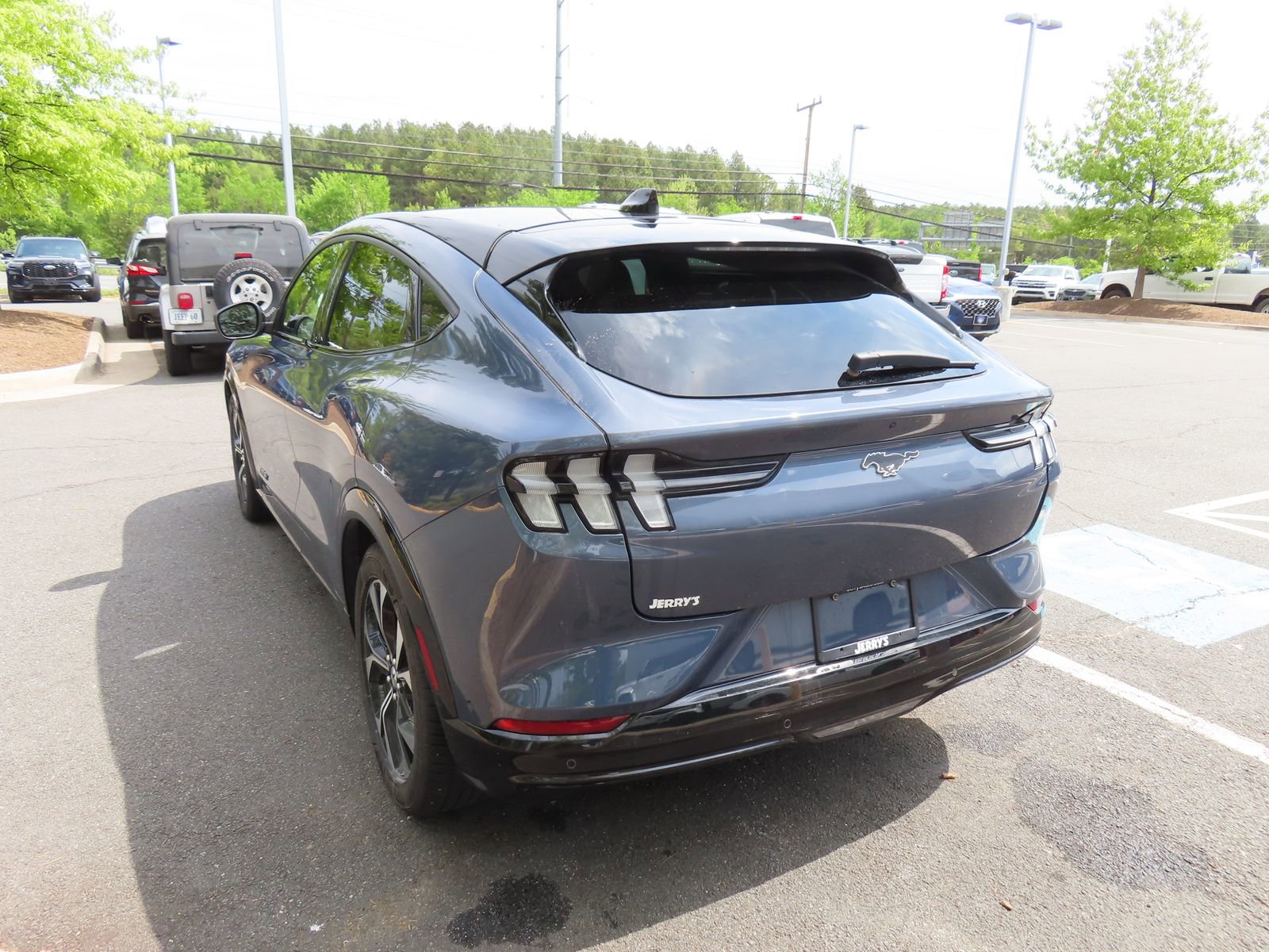 Used 2021 Ford Mustang Mach-E Premium AWD/4WD image 7