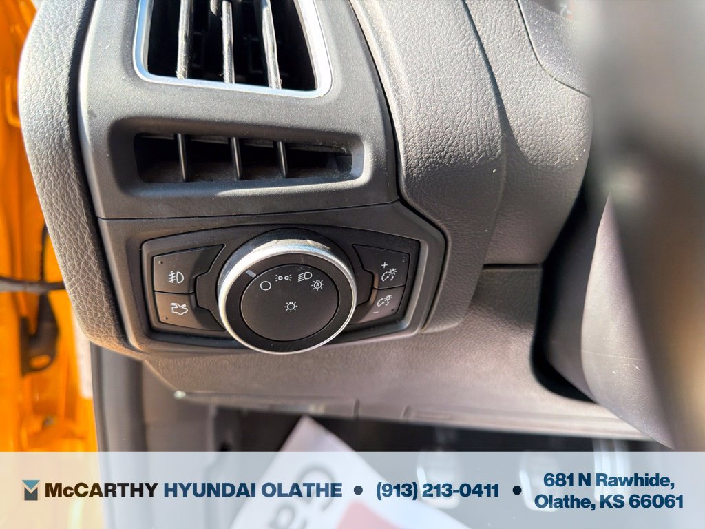 Used 2016 Ford Focus ST w/ Equipment Group 402A FWD image 19