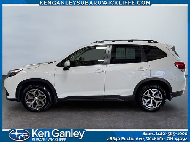 Certified 2022 Subaru Forester Premium w/ Popular Package #1 AWD/4WD image 2