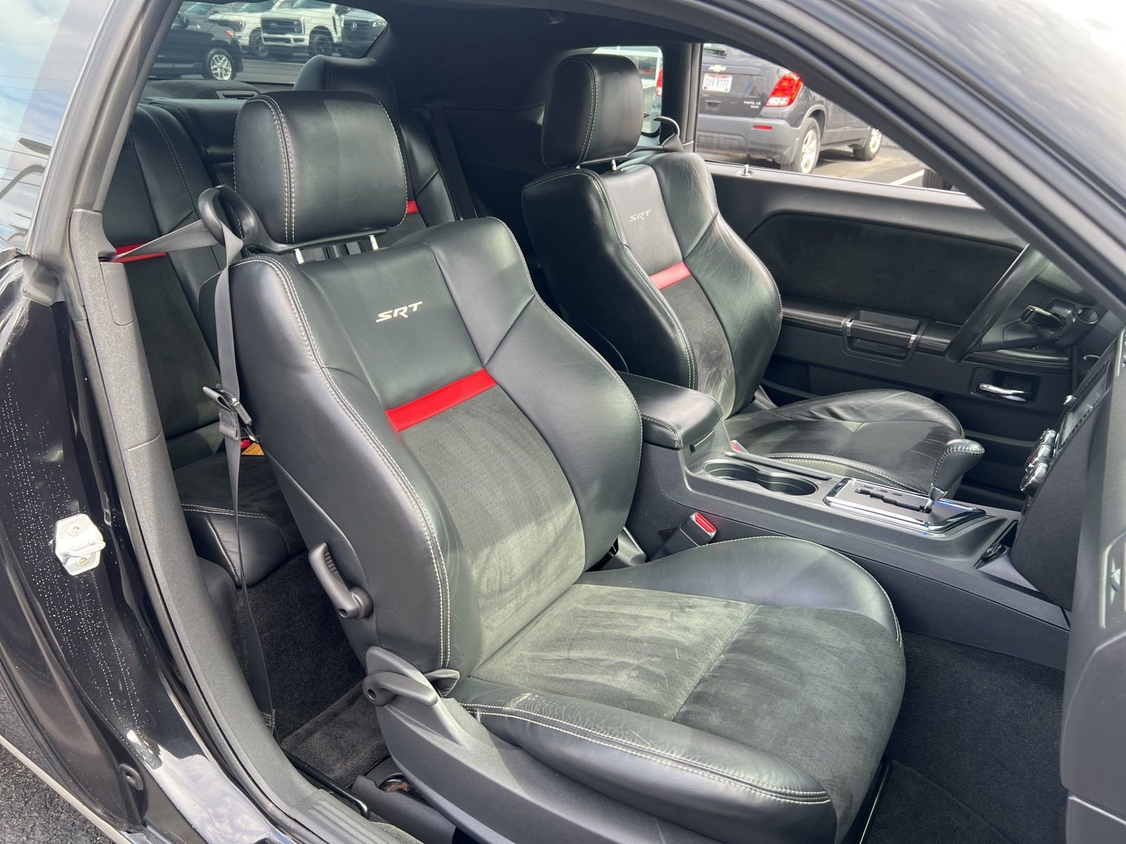 Used 2009 Dodge Challenger SRT8 w/ SRT Option Group II RWD image 30