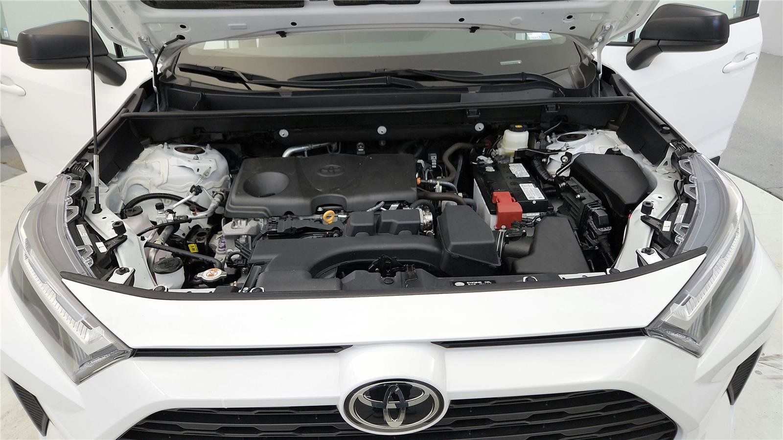 Used 2023 Toyota RAV4 LE image 15