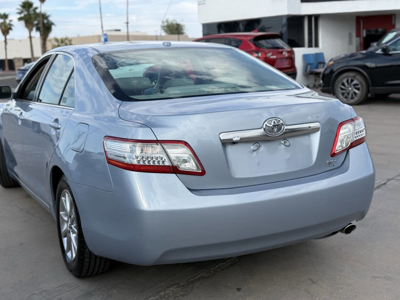 Used 2011 Toyota Camry Hybrid image 6