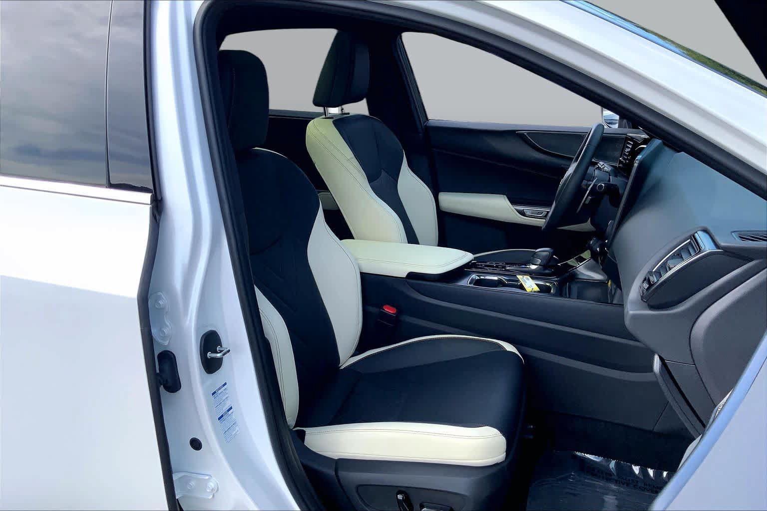Used 2022 Lexus NX 350 AWD image 9