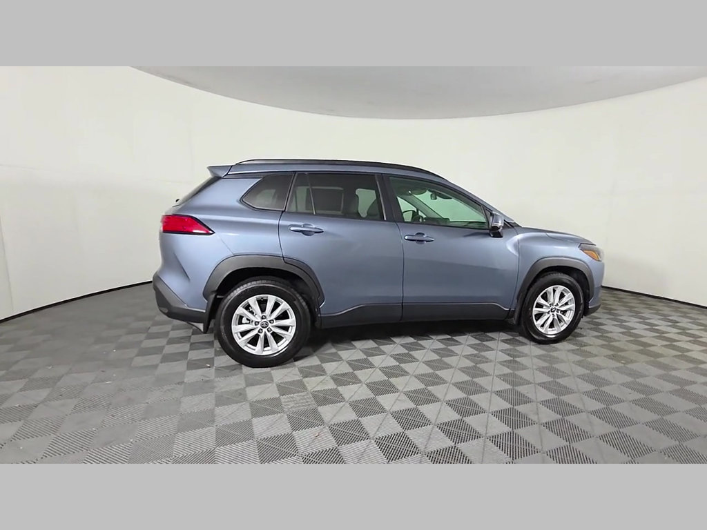Used 2023 Toyota Corolla Cross LE FWD image 36
