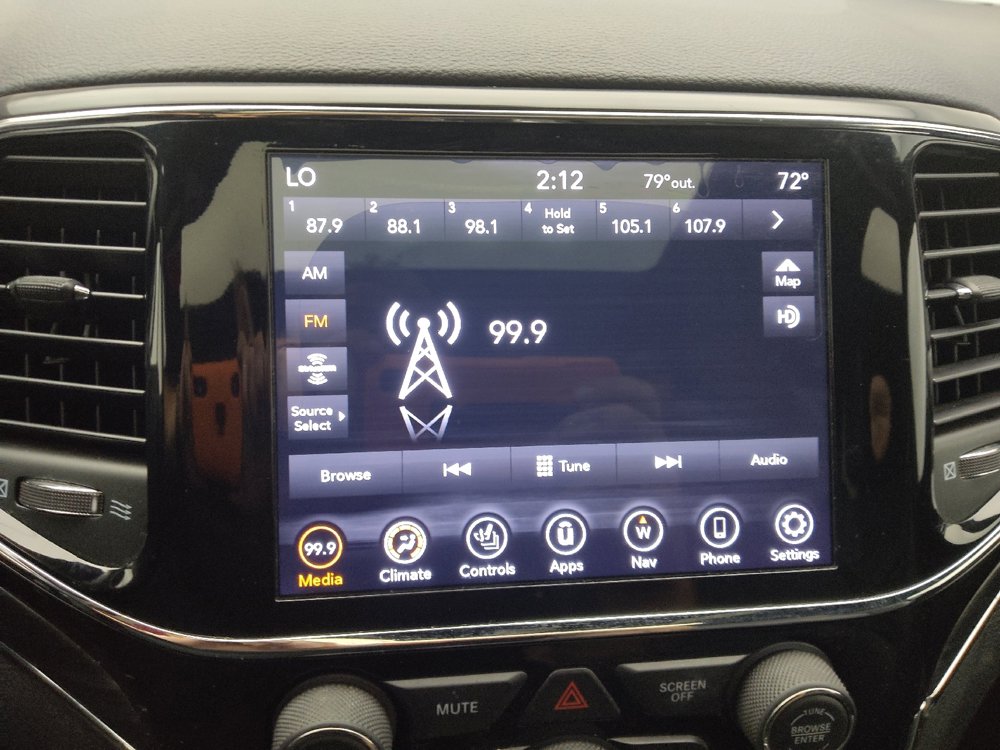 Used 2020 Jeep Grand Cherokee Limited image 25