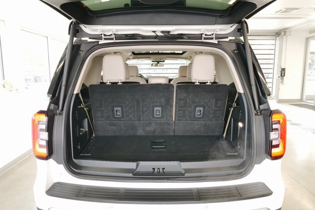 Used 2022 Ford Expedition Limited image 15