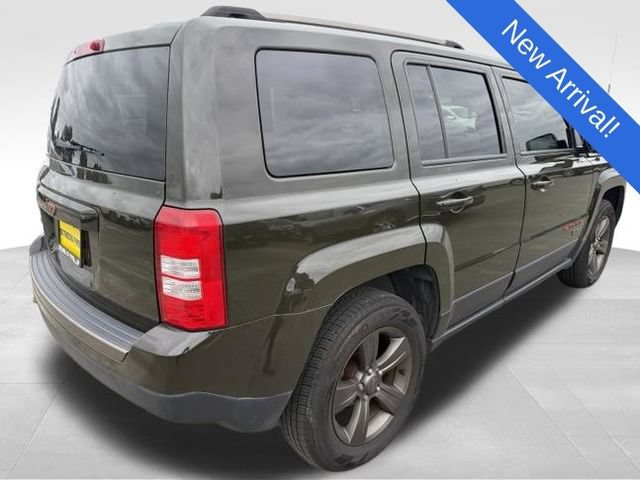 Used 2017 Jeep Patriot 75th Anniversary w/ Power Value Group AWD/4WD image 7