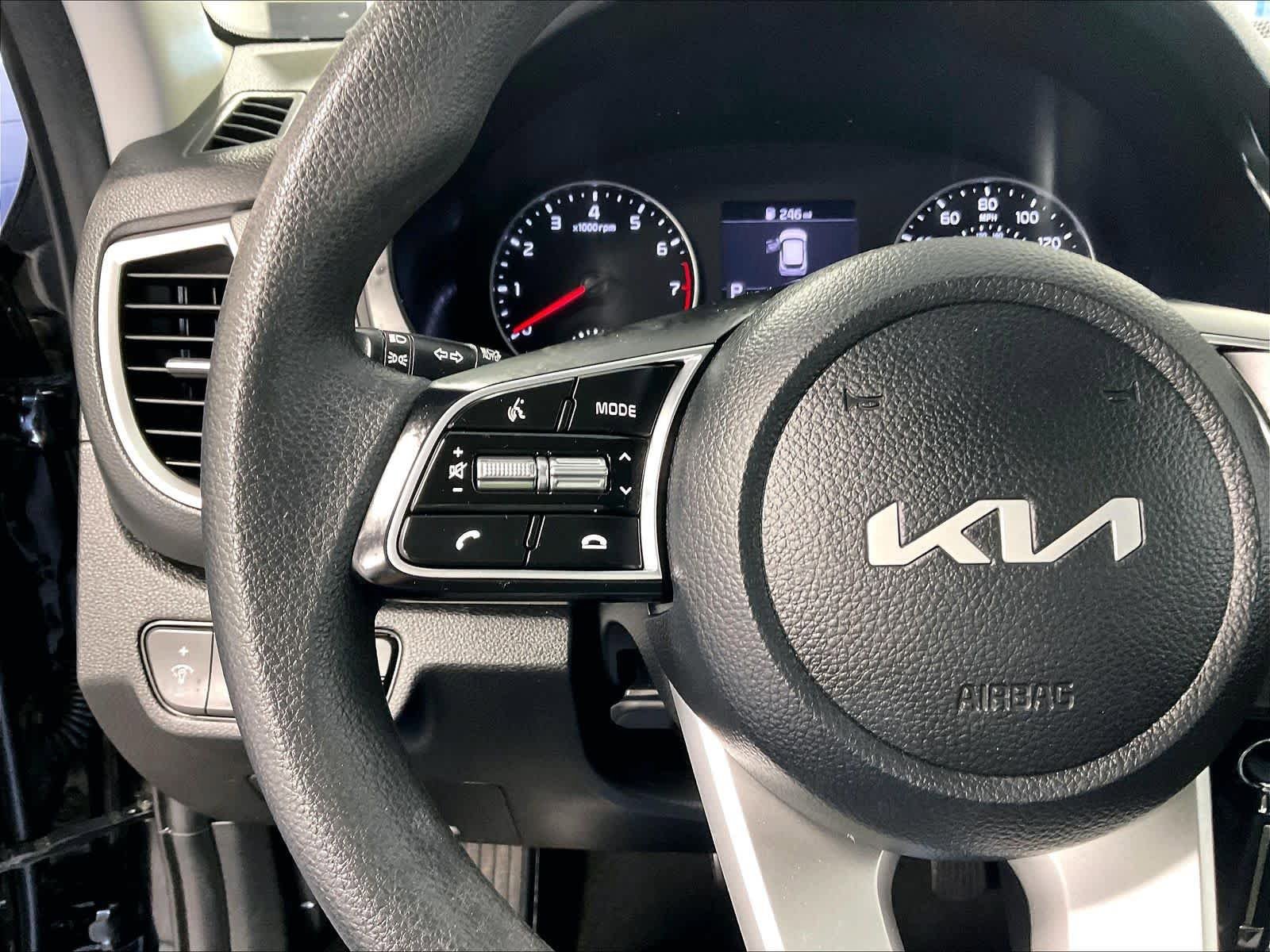 Used 2023 Kia Seltos LX AWD/4WD image 22