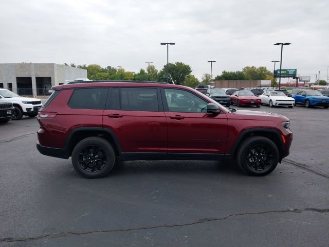 Used 2024 Jeep Grand Cherokee L Altitude image 26