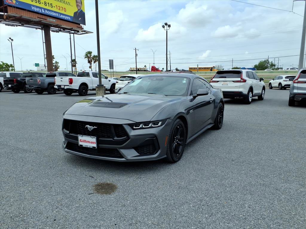 Used 2024 Ford Mustang GT RWD image 4