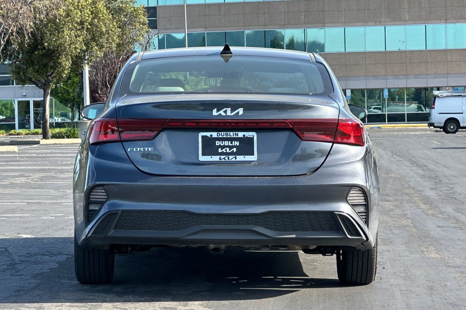 Used 2023 Kia Forte LXS w/ LXS Technology Package FWD image 5