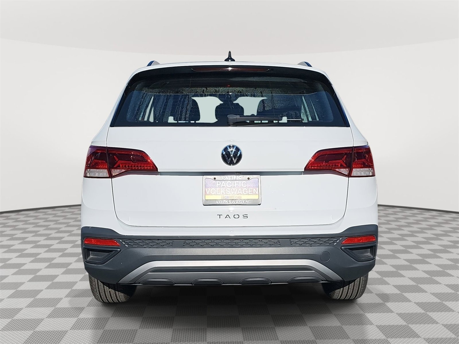 Used 2022 Volkswagen Taos S w/ IQ Drive S Package image 6