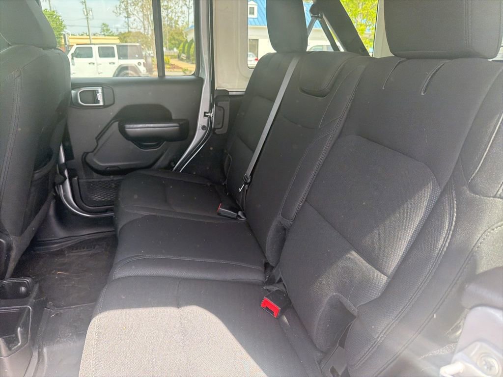 Used 2019 Jeep Wrangler Unlimited Sport S image 9