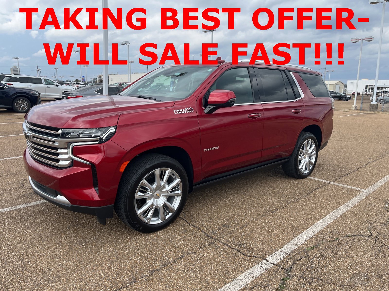 Used 2023 Chevrolet Tahoe High Country image 3