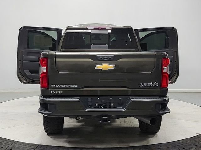 Used 2023 Chevrolet Silverado 2500 High Country w/ Safety Package II AWD/4WD image 14