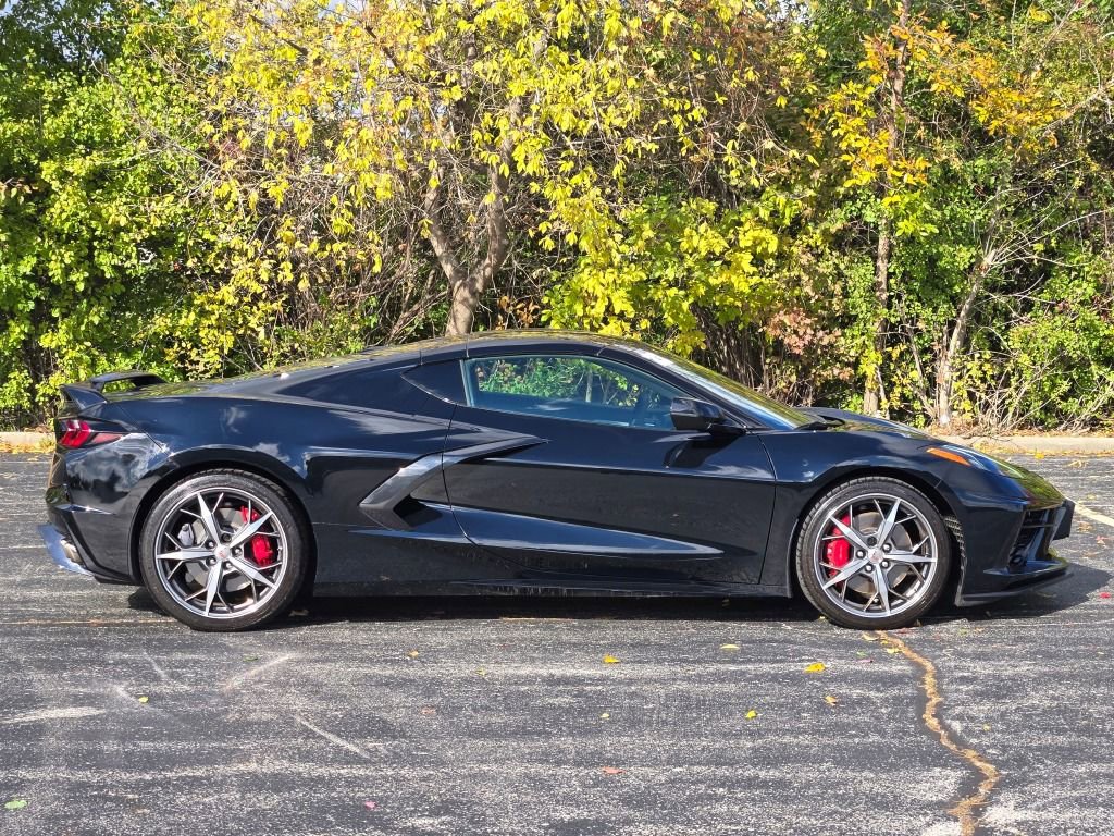 Used 2023 Chevrolet Corvette Stingray Premium Cpe w/ Z51 Performance Package image 8