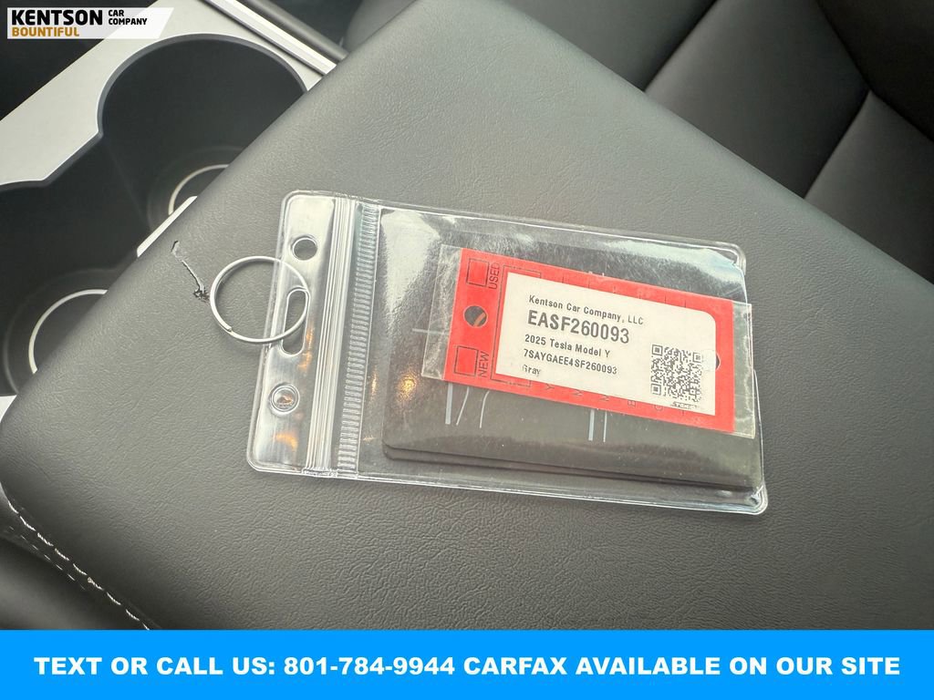Used 2025 Tesla Model Y Long Range image 38
