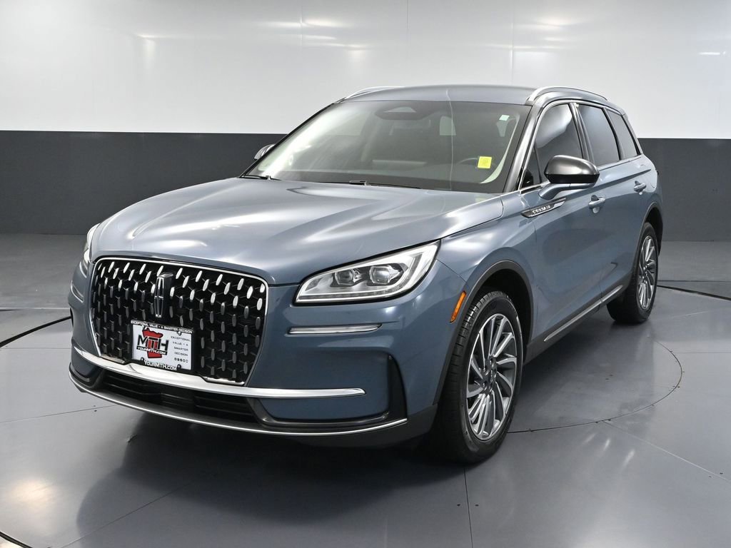 Used 2023 Lincoln Corsair Reserve image 11