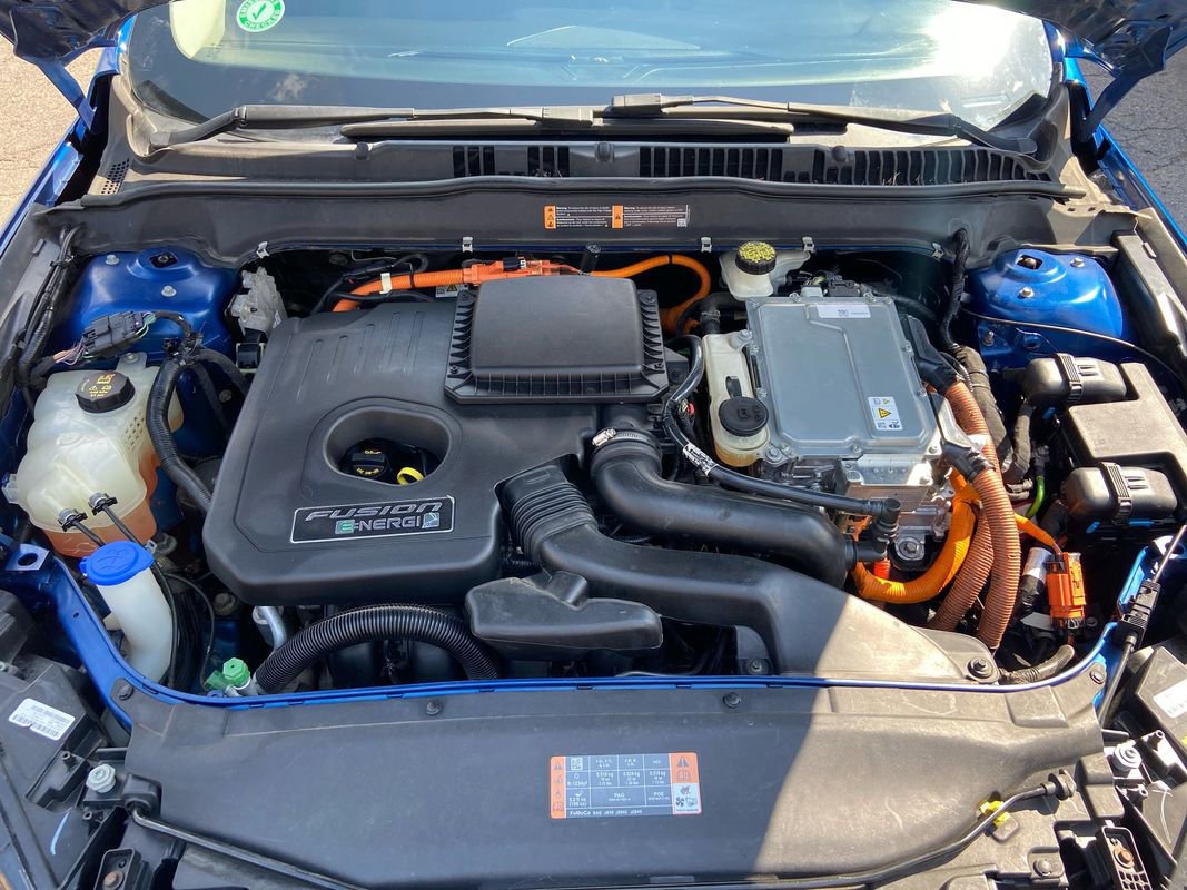 Used 2017 Ford Fusion Energi Titanium image 31