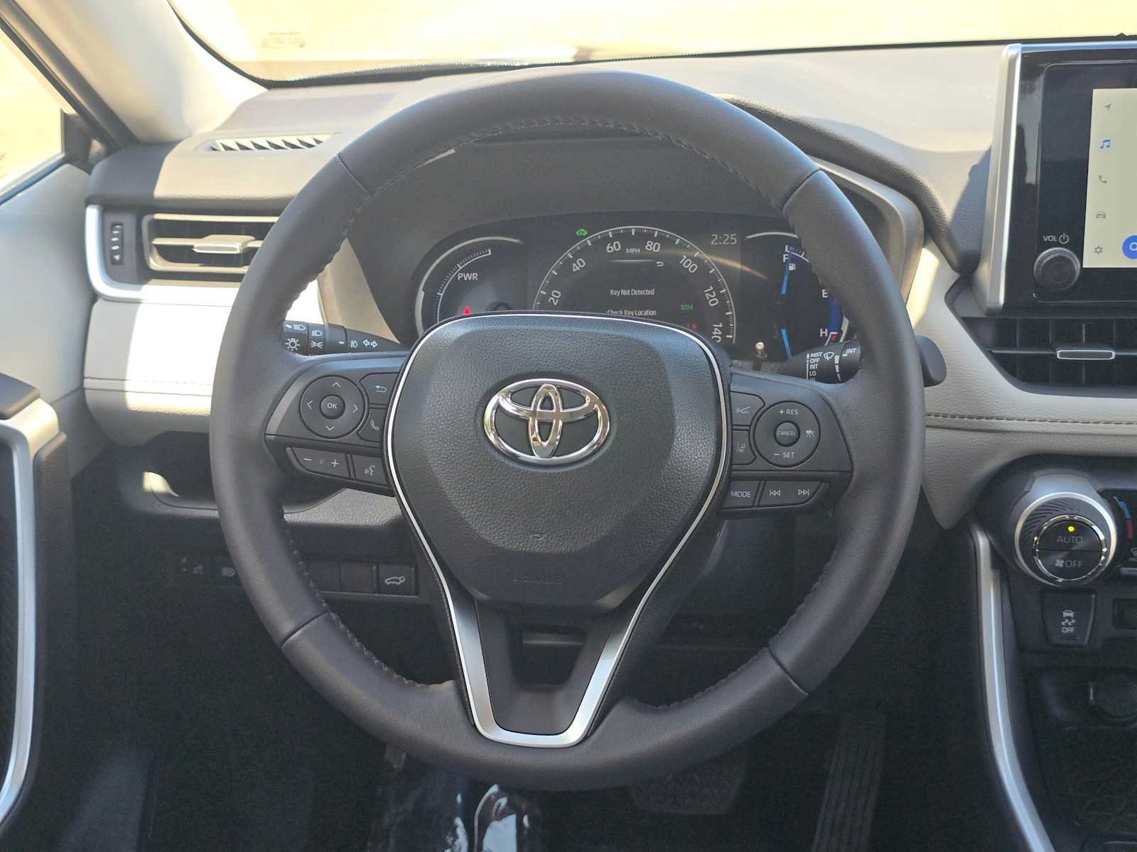 Certified 2025 Toyota RAV4 XLE Premium AWD/4WD image 19