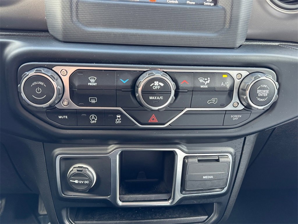 Used 2023 Jeep Gladiator Sport image 23