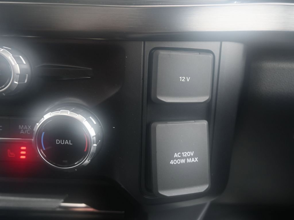 New 2025 Ford F350 Lariat w/ Lariat Ultimate Package image 46